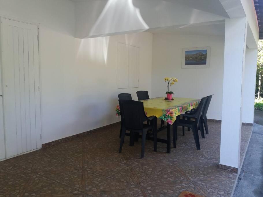 Location Saisonniere Le Clos Des Agrumes 생트 안느 외부 사진